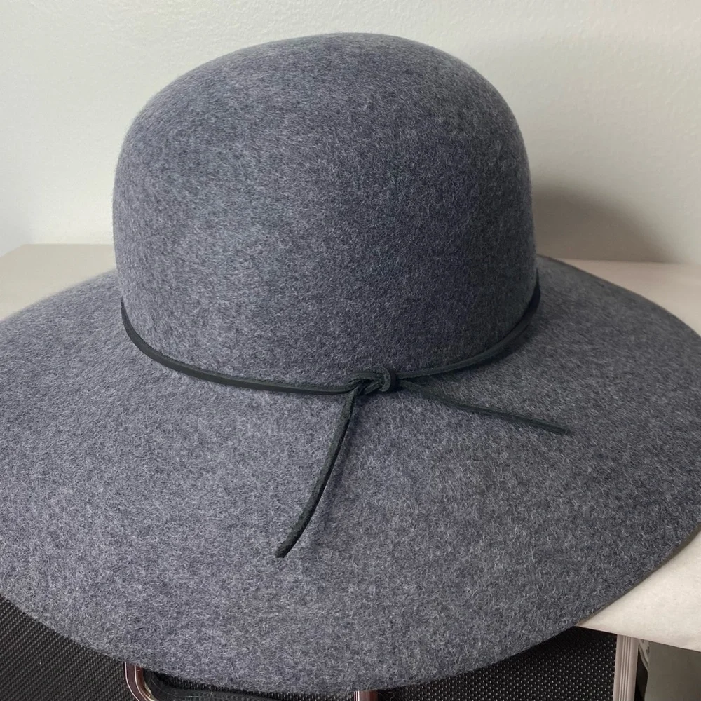 Phoenix wool Hat with leather Trim